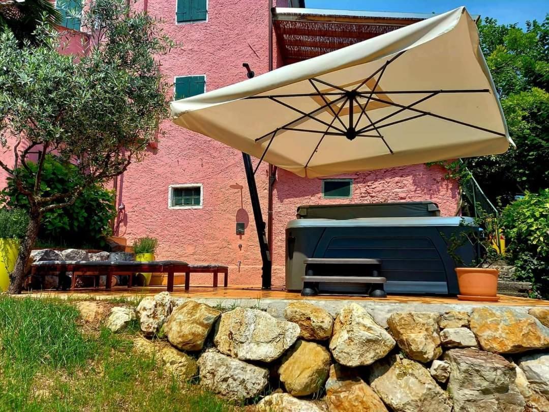 La Casa Rosa Di Segusino With Spa Jacuzzi In Garden Sequsino 외부 사진